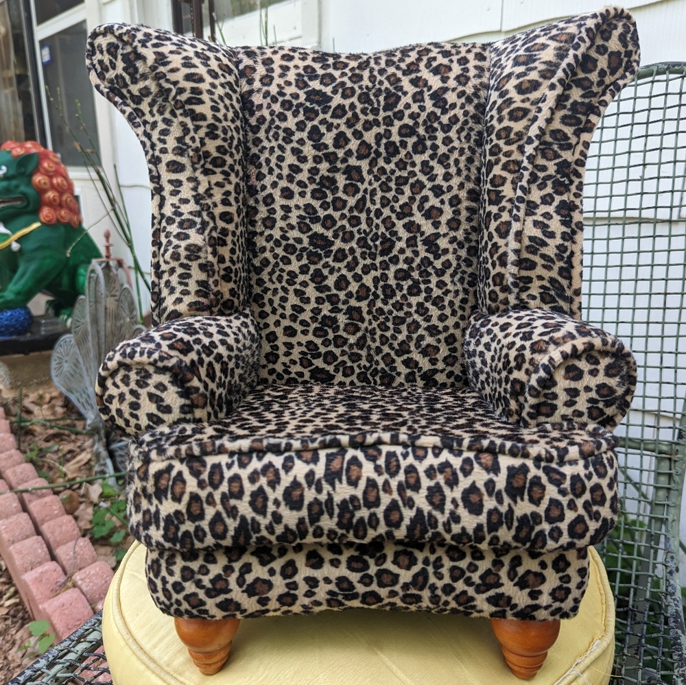Kingstate Doll Crafter Large Wingback Leopard Print Doll Chair American Girl